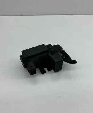 BMW 5 E60 E61 Turbo solenoid valve 70057900 06T182 7796634