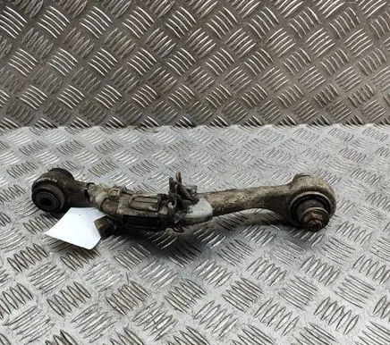 BMW 5 G30 G31 Rear upper control arm/wishbone 6883339