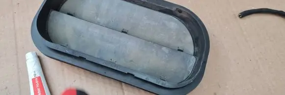 Audi A7 S7 4K8 Quarter panel pressure vent 6R0819465B