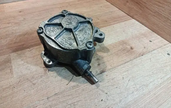 Peugeot 407 Vacuum pump 9673836180