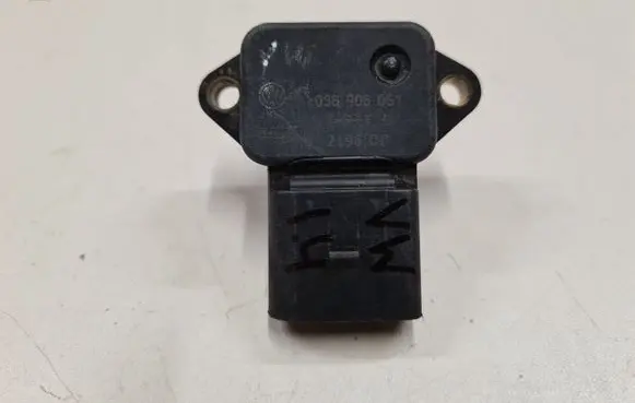 Skoda Fabia Mk1 (6Y) Air pressure sensor 036906051