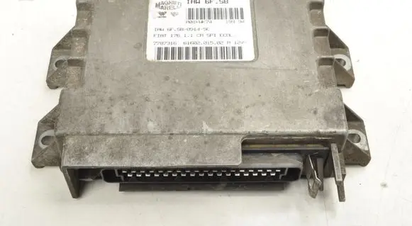 Fiat Punto (176) Engine control unit/module ECU 7787316