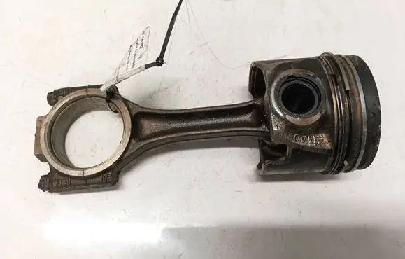 Volkswagen Touareg I Piston with connecting rod 038J