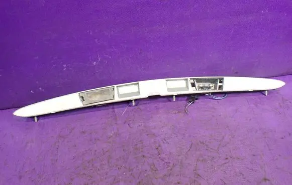 Renault Megane II Trunk door license plate light bar 