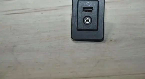 USB socket connector