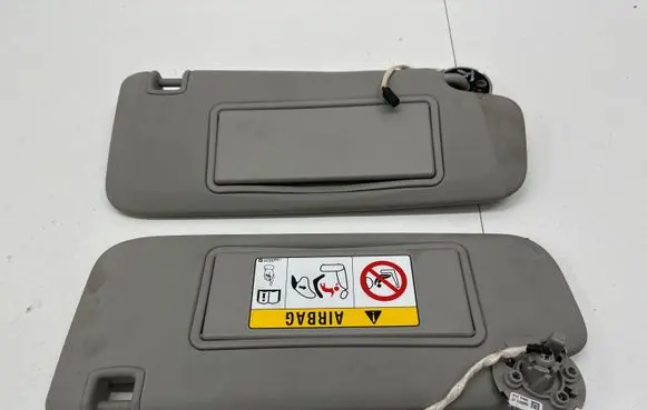 Sun visor