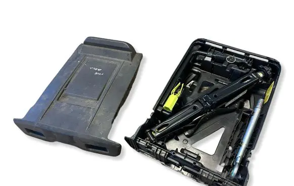 Peugeot Expert Tool set 9811866680