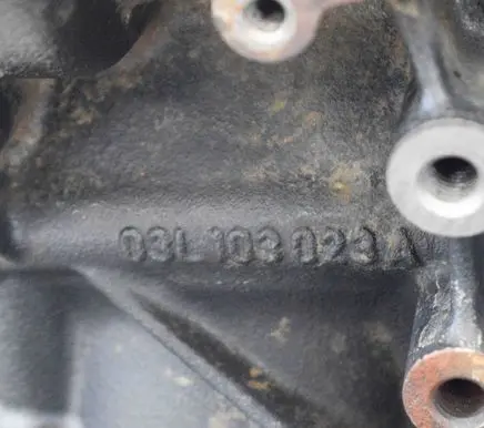 Volkswagen PASSAT B6 Engine block 