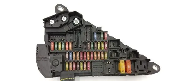 BMW 5 E60 E61 Fuse module 6906588 6906603 6906601