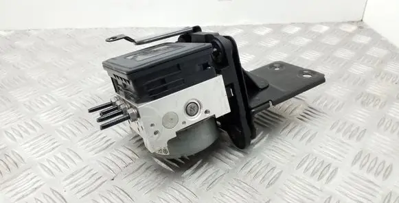 Skoda Octavia Mk3 (5E) ABS Pump 5Q0907379R 5Q0614517Q 5Q1614235