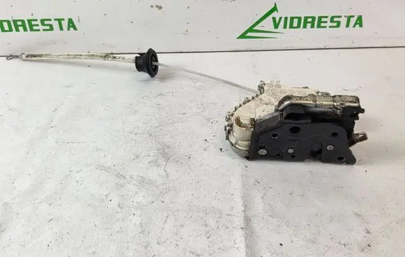 Audi Q7 4L Front door lock 8J2837016C