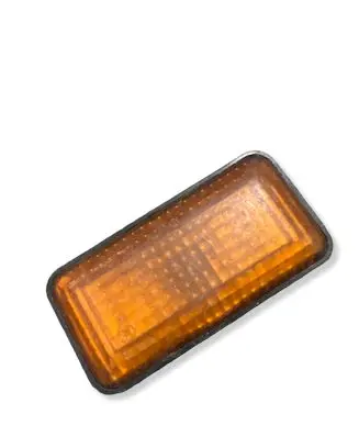 Volkswagen Golf III Front fender indicator light 1H0949117A