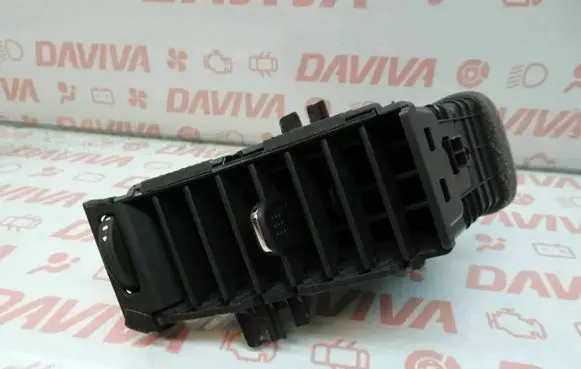 Opel Mokka X Dash center air vent grill 42514223