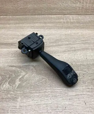 BMW 5 E39 Wiper control stalk 8375408I