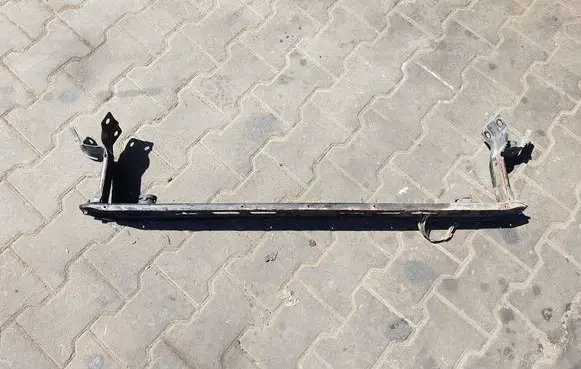 Volvo V60 Front bumper support beam 