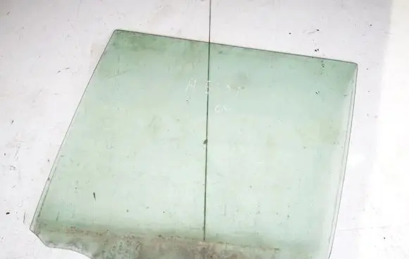 Mitsubishi Galant Rear door window glass