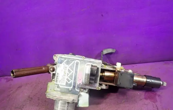 Renault Megane II Power steering pump 8200445347A