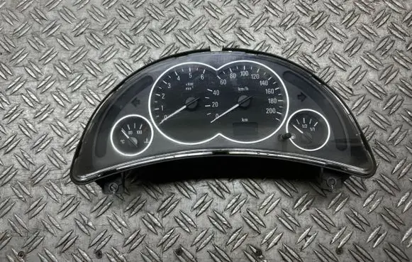 Opel Combo C Speedometer (instrument cluster)