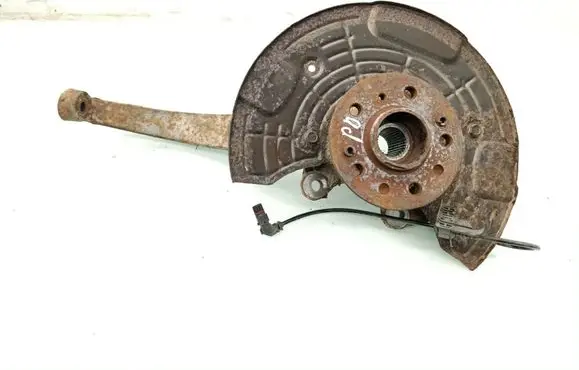 Front wheel hub