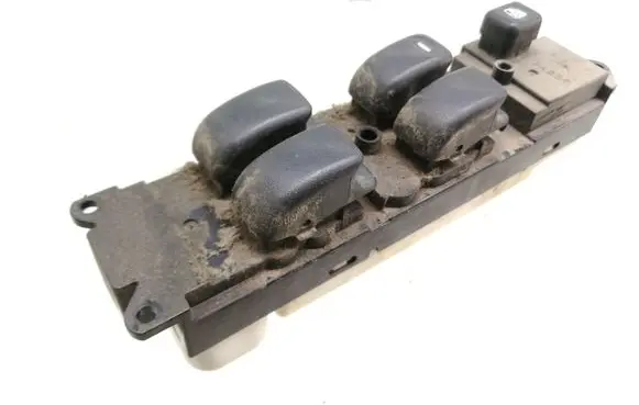 Mitsubishi Space Wagon Electric window control switch