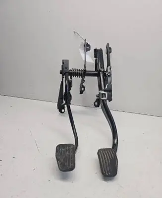 Volvo S60 Pedal assembly 