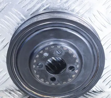 Skoda Superb B8 (3V) Crankshaft pulley 04L105243V