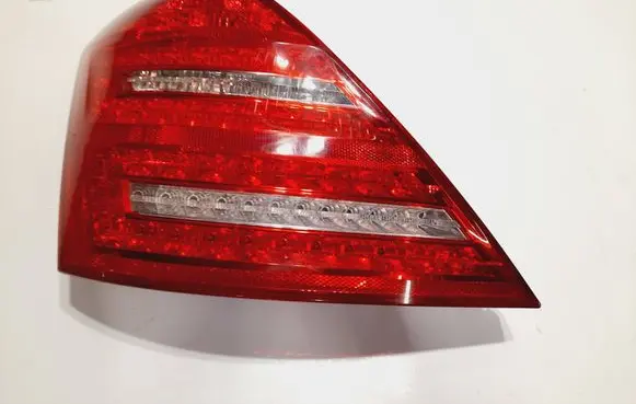 Rear/tail lights