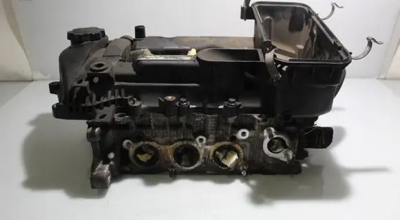 Toyota Yaris Engine head 1KR52