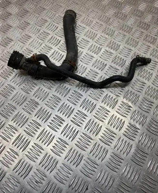 Audi A4 S4 B7 8E 8H Engine coolant pipe/hose 8E0121044B