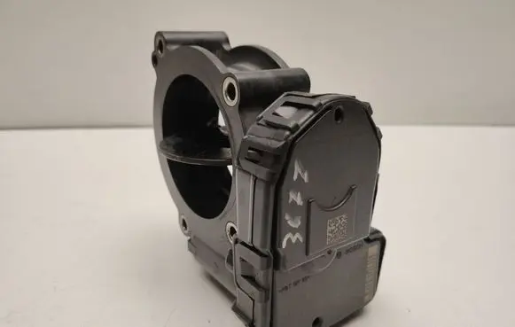 Mercedes-Benz C W204 Throttle valve a6510900370