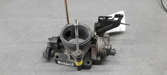 Ford Mondeo MK II Throttle body valve 988FEE