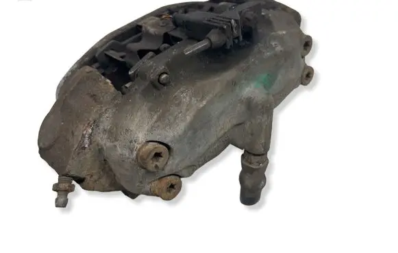 Mercedes-Benz E W211 Front brake caliper 20704704