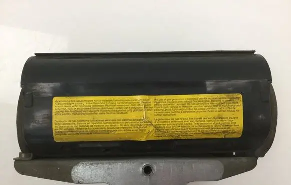 Passenger airbag