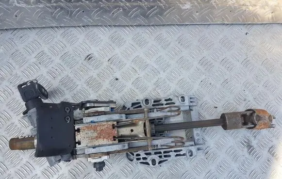 Audi A4 S4 B5 8D Steering wheel axle