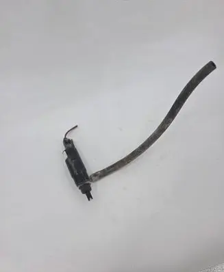 Audi A6 S6 C5 4B Headlight washer pump 3B0955681A 001017