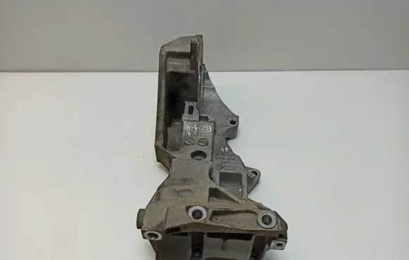 Audi A6 S6 C7 4G Generator/alternator bracket 03L903143R