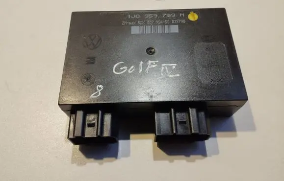 Volkswagen Golf IV Comfort/convenience module 1J0959799N