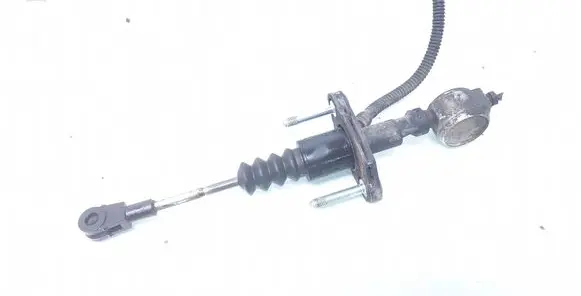 Opel Astra G Clutch master cylinder 90523769