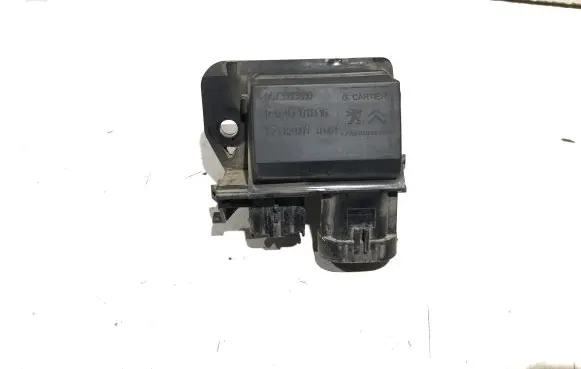 Citroen C4 Grand Picasso Coolant fan relay 9673999880