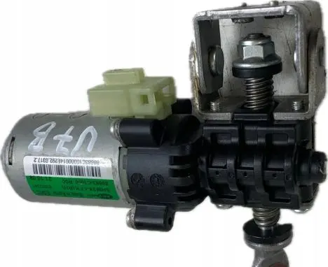 Hyundai Palisade Seat adjustment motor 88683-C1000