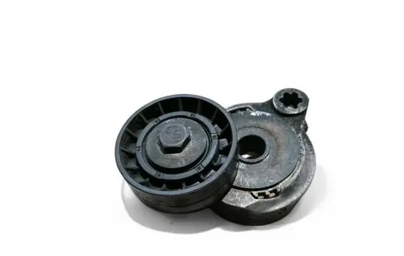 Volvo XC60 Alternator belt tensioner 