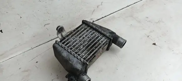 Hyundai Getz Intercooler radiator 2036880878 9457090