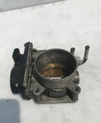 Renault Scenic III - Grand scenic III Throttle valve H8200988975