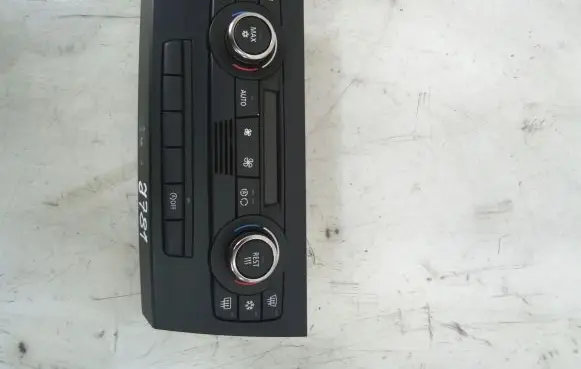 BMW 3 E90 E91 Climate control unit 9147300