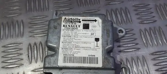 Renault Megane I Airbag control unit/module 550569000 7700418434D