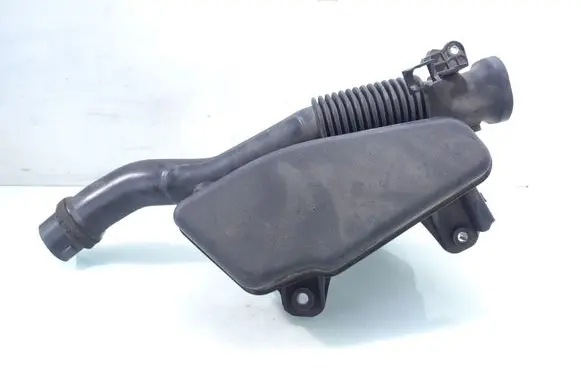 Toyota Prius (XW30) Intake resonator 1789337040