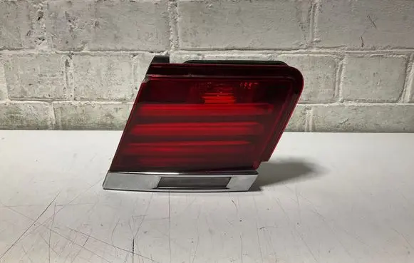 BMW 7 F01 F02 F03 F04 Tailgate rear/tail lights 7300272 27000206 27000206A01