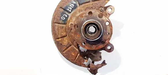Volkswagen Touran I Front wheel hub