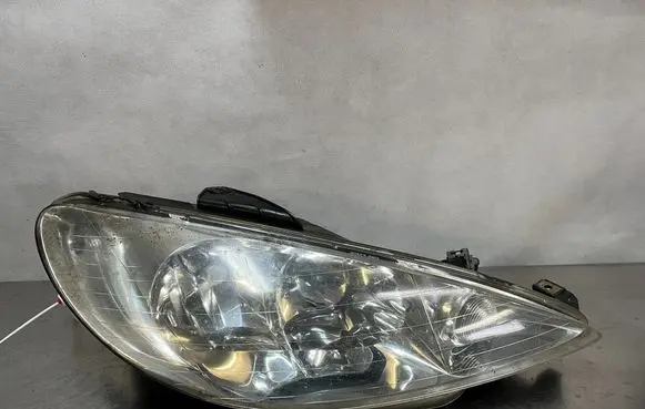 Peugeot 206 Headlight/headlamp PEUGEOT206LIFT