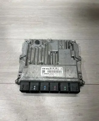Audi Q5 SQ5 Engine control unit/module 06M907309C 0261S16480 06M907309